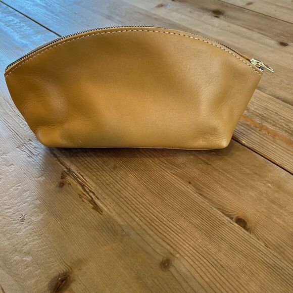 Portland Leather Total Eclipse Natural Color Leather Make Up Bag NWT - Picture 1 of 6